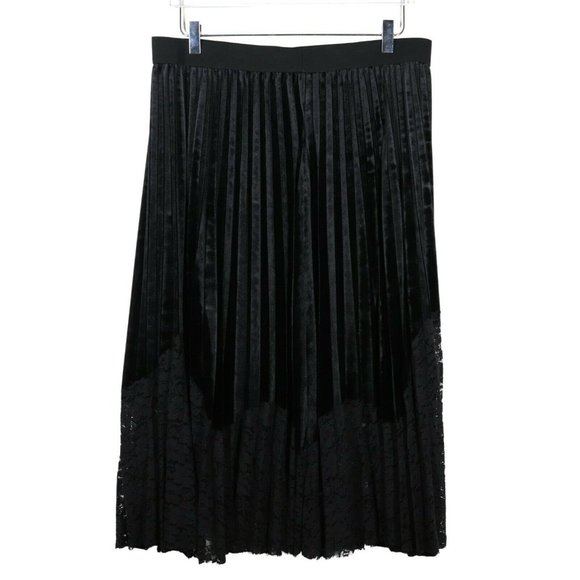 NWOT Soprano Pleated Velvet Lace Midi Skirt Size 1X Black Midi Pull On Plus - Picture 2 of 5